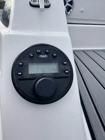 Slide: The Image of Starcraft SVX OB 210 DC OB w/200hp and Trailer 2026 - 47