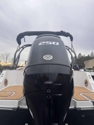 Slide: The Image of Starcraft SVX OB 230 DC OB w/250hp and Trailer 2026 - 10