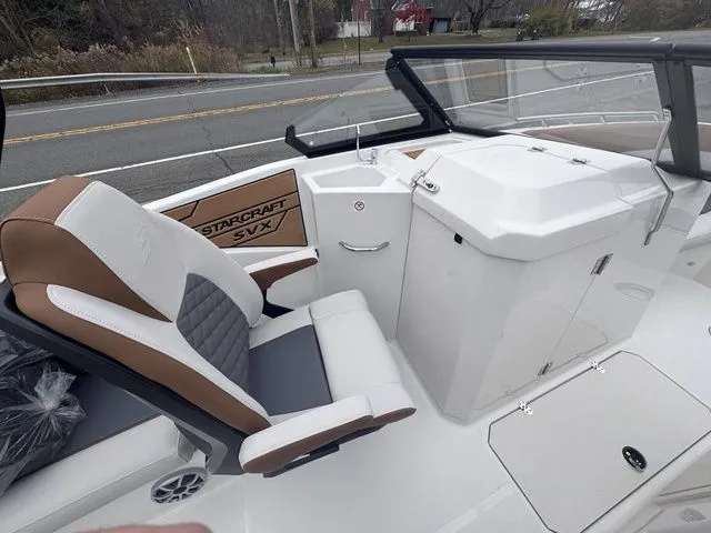 Slide: The Image of Starcraft SVX OB 230 DC OB w/250hp and Trailer 2026 - 22