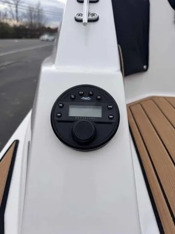 Slide: The Image of Starcraft SVX OB 230 DC OB w/250hp and Trailer 2026 - 44