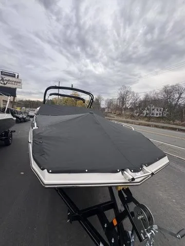 Slide: The Image of Starcraft SVX OB 230 DC OB w/250hp and Trailer 2026 - 48