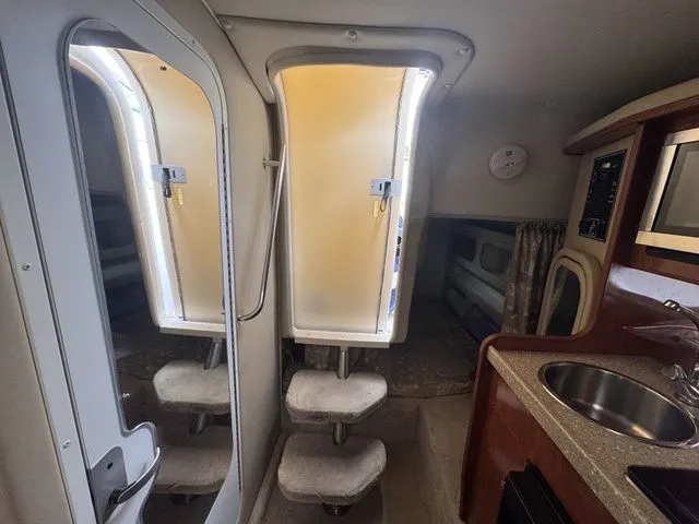 Slide: The Image of Rinker Fiesta Vee 270 2005 - 16