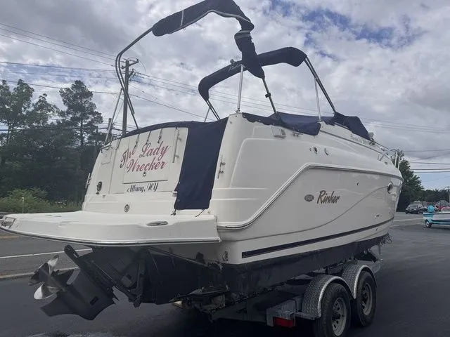 Slide: The Image of Rinker Fiesta Vee 270 2005 - 22