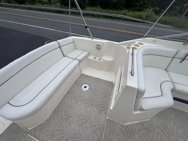 Slide: The Image of Rinker Fiesta Vee 270 2005 - 4