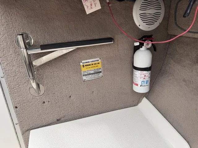 Slide: The Image of Stingray 200CS/CX 2002 - 20