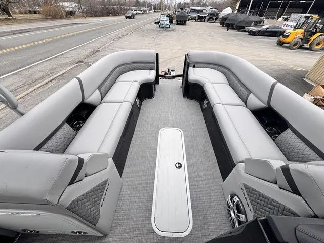 Slide: The Image of Crest Caribbean 250 Double-Decker Tri-Toon w/250hp, Trai 2026 - 17