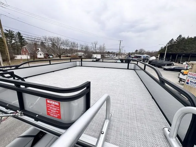 Slide: The Image of Crest Caribbean 250 Double-Decker Tri-Toon w/250hp, Trai 2026 - 23