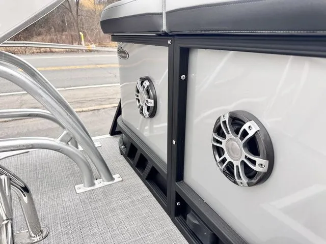 Slide: The Image of Crest Caribbean 250 Double-Decker Tri-Toon w/250hp, Trai 2026 - 38