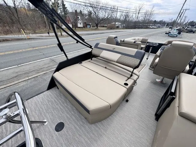 Slide: The Image of Starcraft EXS 1 Q DH Tri-Toon Includes 140hp and Trailer 2026 - 35