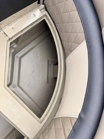 Slide: The Image of Starcraft EXS 1 Q DH Tri-Toon Includes 140hp and Trailer 2026 - 39