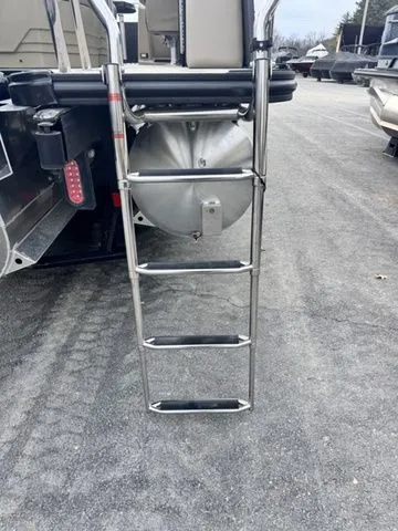 Slide: The Image of Starcraft EXS 1 Q DH Tri-Toon Includes 140hp and Trailer 2026 - 4