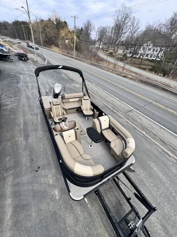 The Image of Starcraft EXS 1 Q DH Tri-Toon w/ 140hp and Trailer 2026 - 1