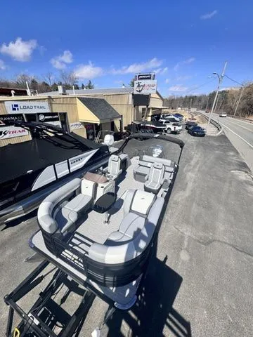 The Image of Starcraft EXS 1 Q DH Tri-Toon Includes 140hp and Trailer 2026 - 1