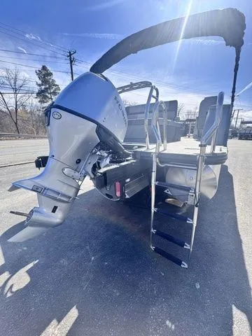 Slide: The Image of Starcraft EXS 1 Q DH Tri-Toon Includes 140hp and Trailer 2026 - 10