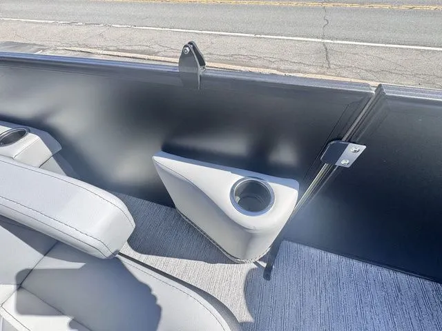 Slide: The Image of Starcraft EXS 1 Q DH Tri-Toon Includes 140hp and Trailer 2026 - 29