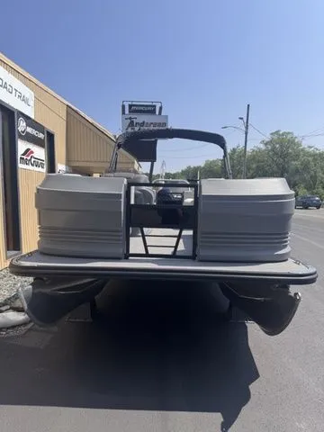 Slide: The Image of Starcraft GX 20 R-DH Includes 90hp and Trailer 2026 - 8