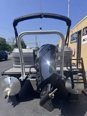 Slide: The Image of Starcraft GX 20 R-DH Includes 90hp and Trailer 2026 - 9