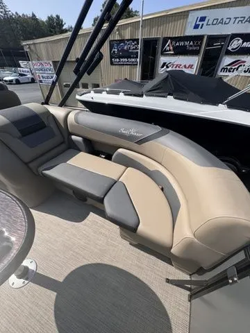 Slide: The Image of SunChaser Geneva Sport 23 LR DH Tri-Toon w/150 and Trailer 2026 - 16