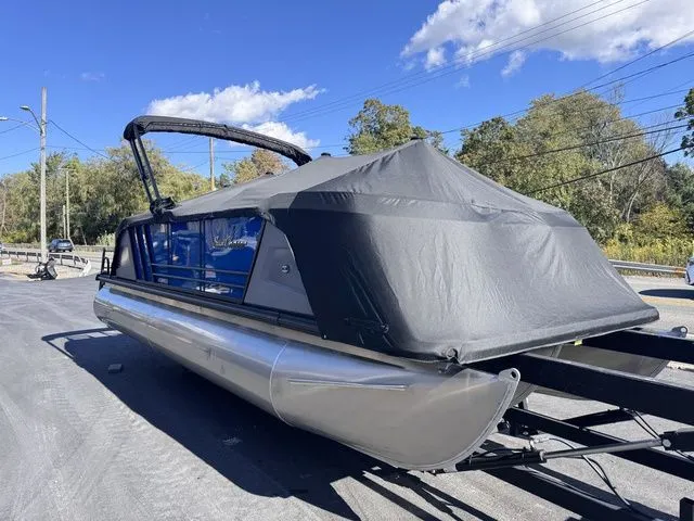 Slide: The Image of SunChaser Lucerne 22 LR DH Sport 2026 - 34