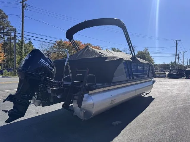 Slide: The Image of SunChaser Lucerne 22 LR DH Sport 2026 - 36