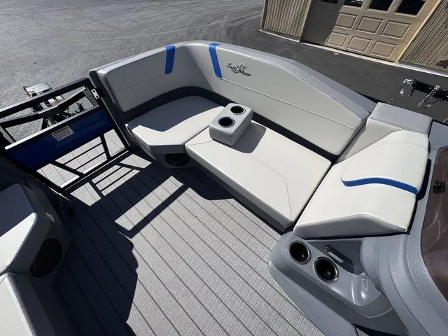 Slide: The Image of SunChaser Lucerne 22 LR DH Sport w/ 140hp & Trailer 2026 - 19