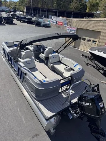 Slide: The Image of SunChaser Lucerne 22 LR DH Sport w/ 140hp & Trailer 2026 - 6