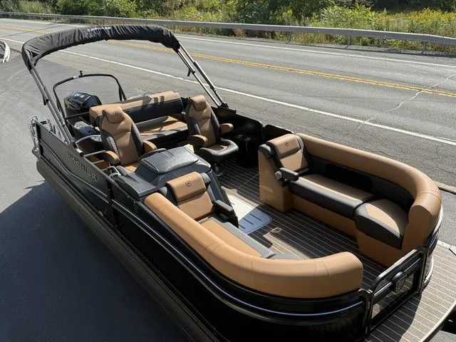 The Image of Premier 230 Solaris RL-CL PTX Tri-Toon 250hp w/Trailer 2026 - 1