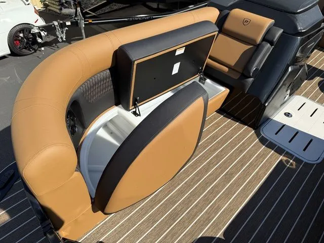 Slide: The Image of Premier 230 Solaris RL-CL PTX Tri-Toon 250hp w/Trailer 2026 - 28