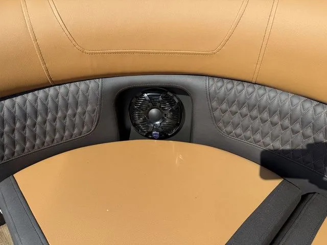 Slide: The Image of Premier 230 Solaris RL-CL PTX Tri-Toon 250hp w/Trailer 2026 - 29