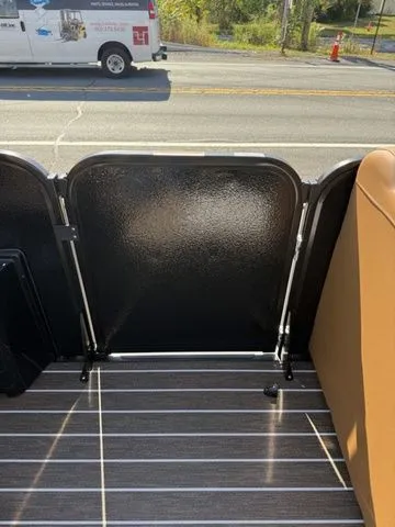 Slide: The Image of Premier 230 Solaris RL-CL PTX Tri-Toon 250hp w/Trailer 2026 - 33