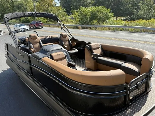 Slide: The Image of Premier 230 Solaris RL-CL PTX Tri-Toon 250hp w/Trailer 2026 - 9