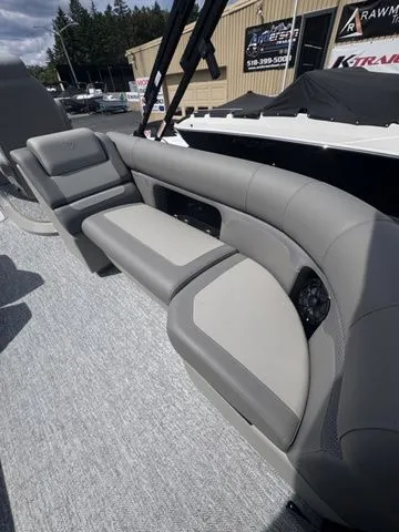 Slide: The Image of Premier 230 Sunsation RF-CL PTX Tri-Toon 200hp w/Trailer 2026 - 13