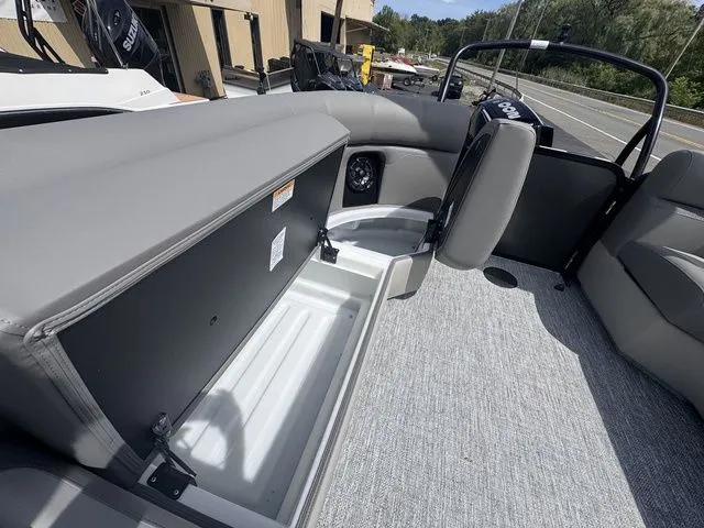 Slide: The Image of Premier 230 Sunsation RF-CL PTX Tri-Toon 200hp w/Trailer 2026 - 15