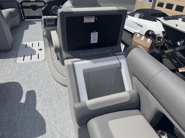 Slide: The Image of Premier 230 Sunsation RF-CL PTX Tri-Toon 200hp w/Trailer 2026 - 23