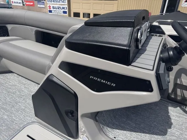 Slide: The Image of Premier 230 Sunsation RF-CL PTX Tri-Toon 200hp w/Trailer 2026 - 24