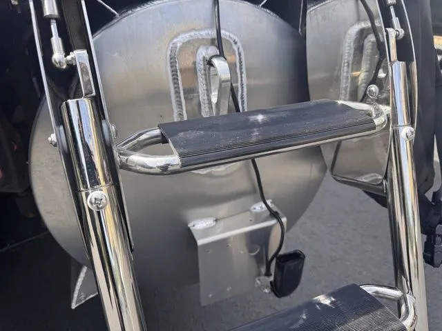 Slide: The Image of Premier 230 Sunsation RF-CL PTX Tri-Toon 200hp w/Trailer 2026 - 40