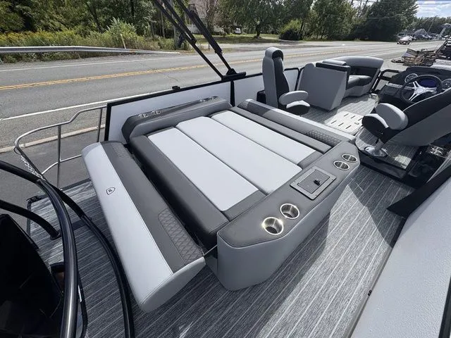 Slide: The Image of Premier 230 Sunsation RL-CL PTX Tri-Toon 200hp w/Trailer 2026 - 12