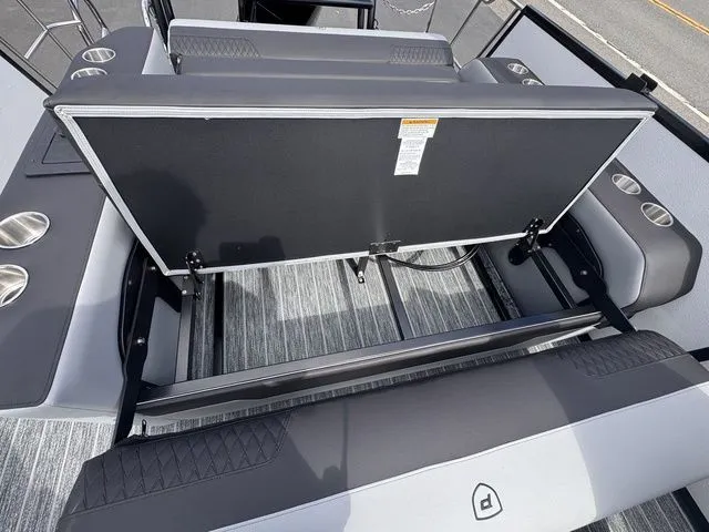 Slide: The Image of Premier 230 Sunsation RL-CL PTX Tri-Toon 200hp w/Trailer 2026 - 16