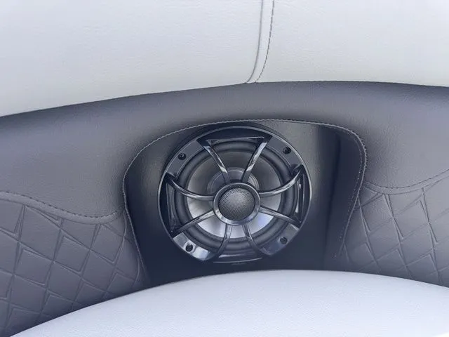 Slide: The Image of Premier 230 Sunsation RL-CL PTX Tri-Toon 200hp w/Trailer 2026 - 28