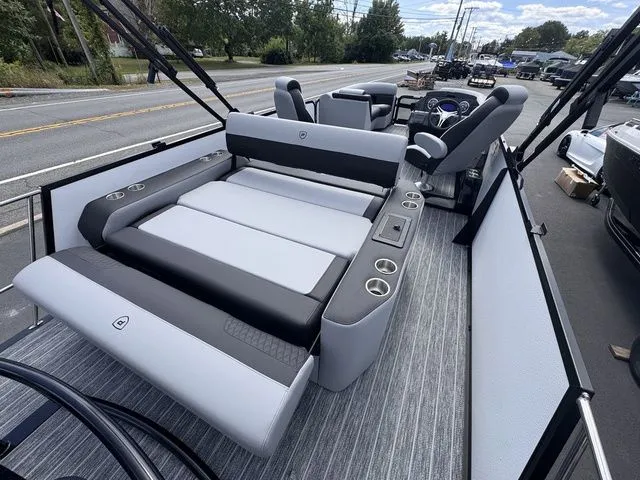 Slide: The Image of Premier 230 Sunsation RL-CL PTX Tri-Toon 200hp w/Trailer 2026 - 3