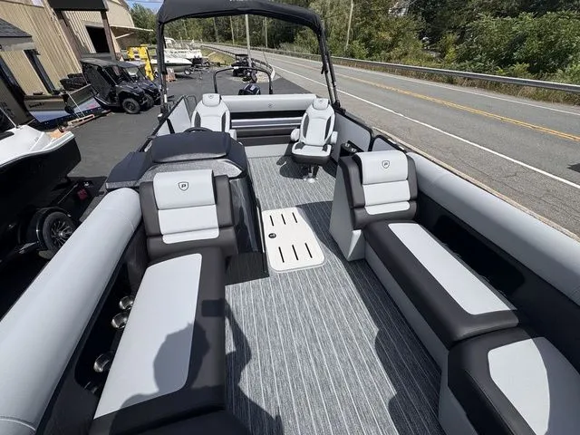 Slide: The Image of Premier 230 Sunsation RL-CL PTX Tri-Toon 200hp w/Trailer 2026 - 32