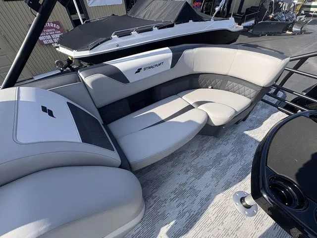 Slide: The Image of Starcraft SLS 3 R Tri-Toon Includes 200hp and Trailer 2026 - 13