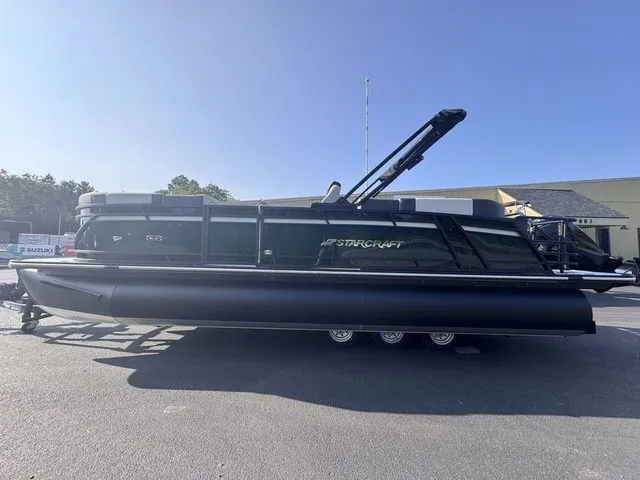 Slide: The Image of Starcraft SLS 3 R Tri-Toon Includes 200hp and Trailer 2026 - 6