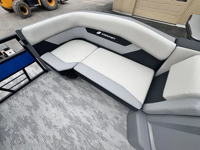 Slide: The Image of Starcraft VX 22 R DH Tritoon 150 Hp W/Trailer 2026 - 19