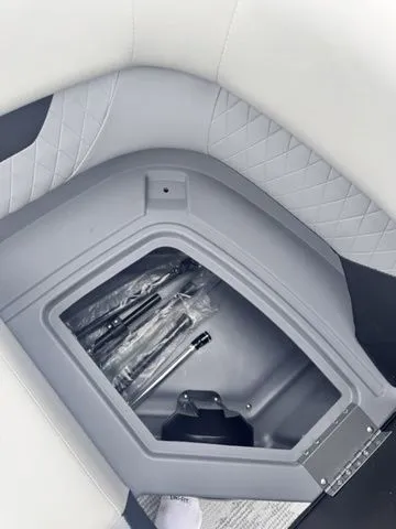 Slide: The Image of Starcraft VX 22 R DH Tritoon 150 Hp W/Trailer 2026 - 32