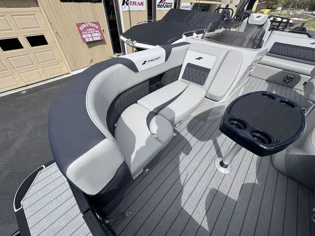 Slide: The Image of Starcraft SLS 3 Q DH Tri-Toon Includes 200hp and Trailer 2026 - 17