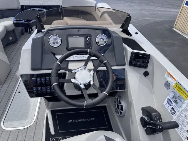 Slide: The Image of Starcraft SLS 3 Q DH Tri-Toon Includes 200hp and Trailer 2026 - 30