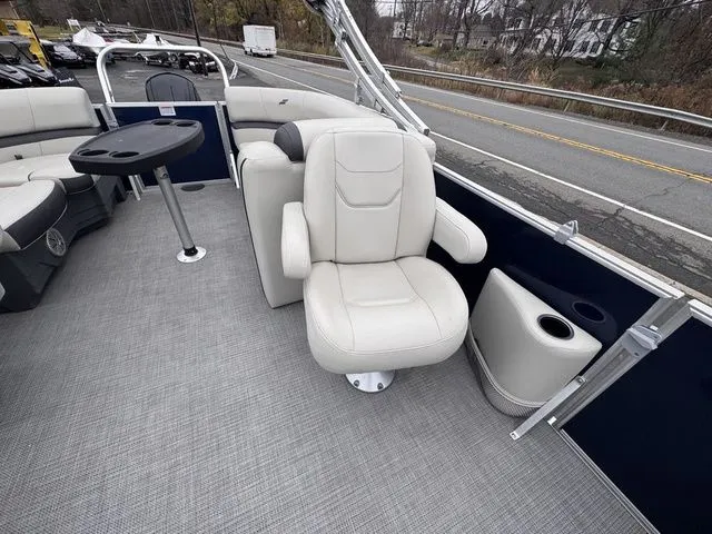 Slide: The Image of Starcraft EX 20 R w/115hp 2022 - 14