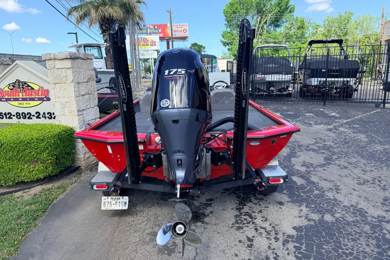 Slide: The Image of 2023 Avid 20 XB boat with 175 HP engine at South Austin Marine. - 2