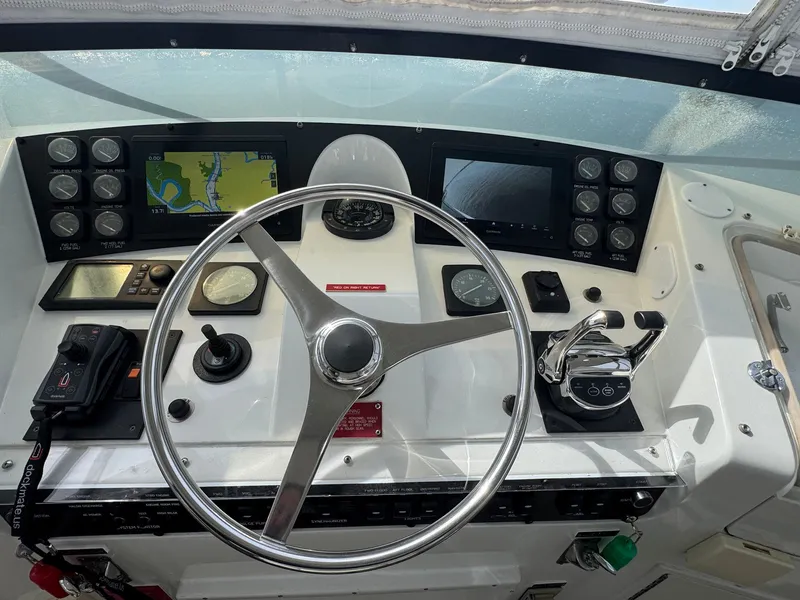 Slide: The Image of Flybridge Helm - 29